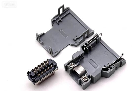 20-pin FANUC Servo Motor Connector with 1000V Voltage Rating and Crimp/Solder Termination