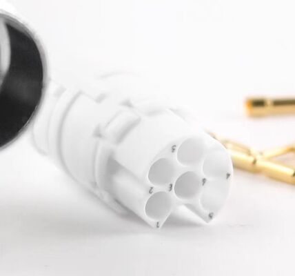Silver Contact Plating Servo Motor Connector with 1000V Voltage Rating for Industrial Automation