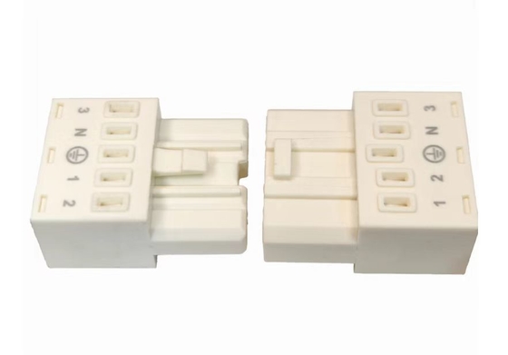5P 7P White LED Light Connectors 450V 16A 22-14 AWG