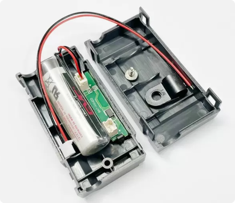 Moog ITT Servo Motor Connector with Crimp Termination, 1000V Voltage Rating, and Silver Gold Contact Plating for Industrial Automation